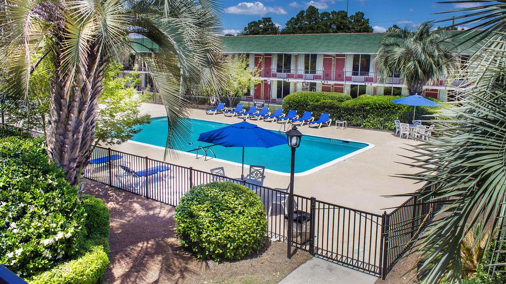 North Charleston Inn Bagian luar foto